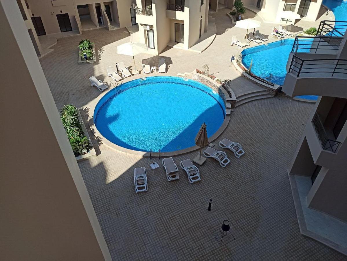 Aqua Tropical Resort Next To Al Gouna 洪加達 外观 照片
